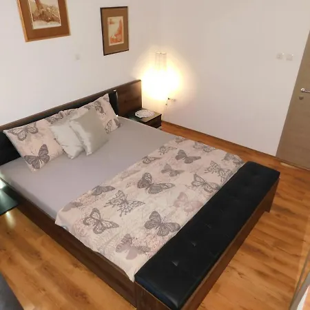 Jacky / Sea View Apartment