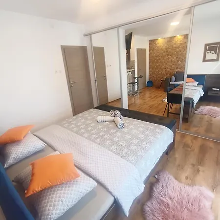 Jacky / Sea View Apartment