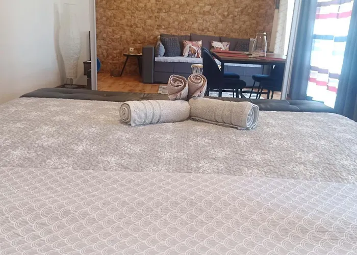 Jacky / Sea View شقة